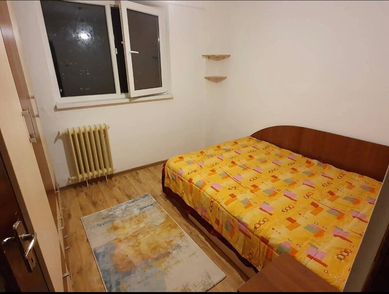 Drumul Taberei, Romancierilor